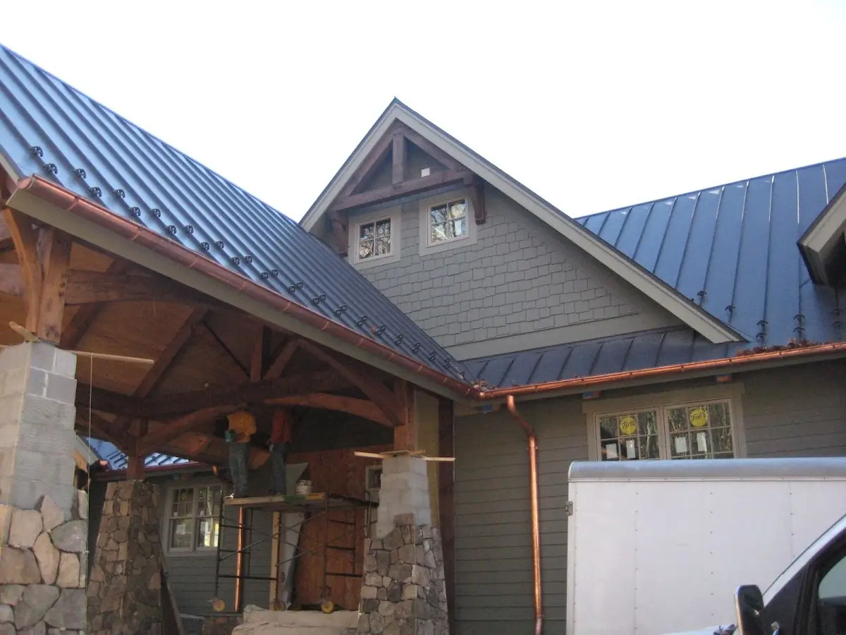 Craftsman Roofing team delivering quality roofing work in Perryton Drive